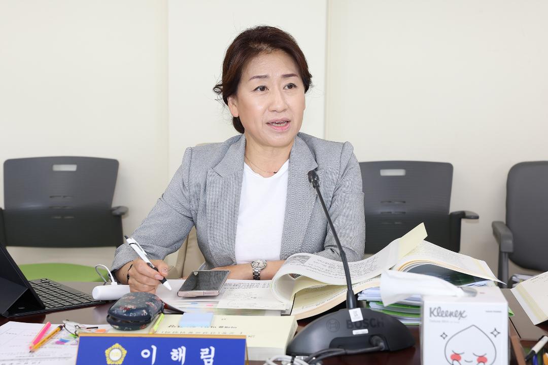 '20230615_[9대]제275회 고양특례시의회 제1차 정례회_행정사무감사_건설교통위원회' 게시글의 사진(25) '이해림 (2).jpg'