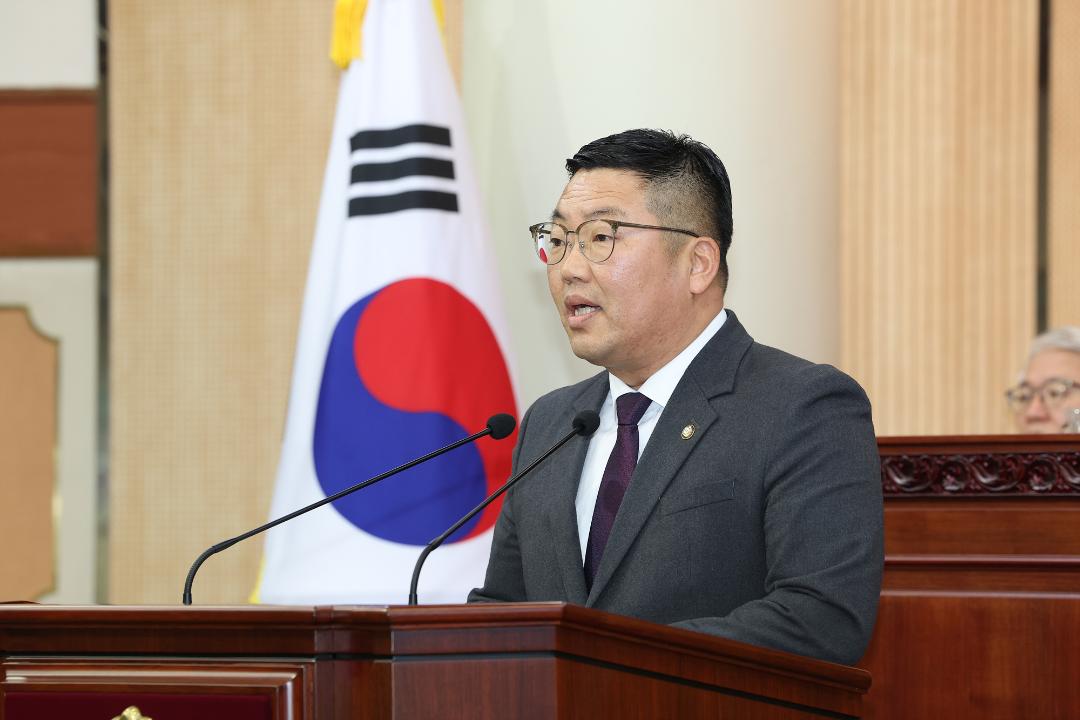 20251216_[9대]제300회 고양특례시의회 임시회 제1차 본회의