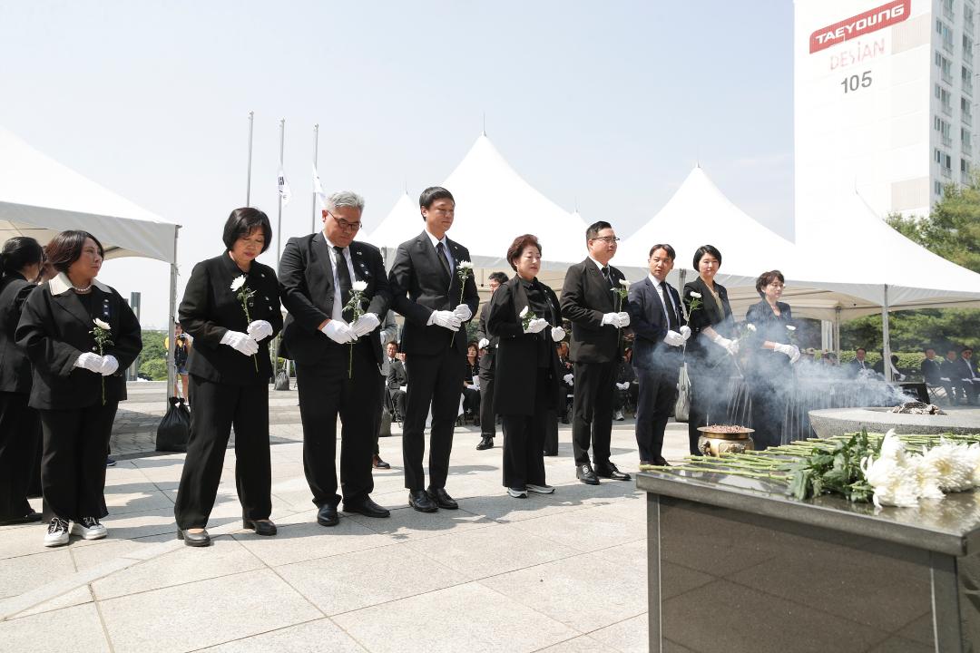 '20240606_[9대]제69회 현충일 추념식' 게시글의 사진(34) '20240606_[9대]제69회 현충일 추념식_061.jpg'
