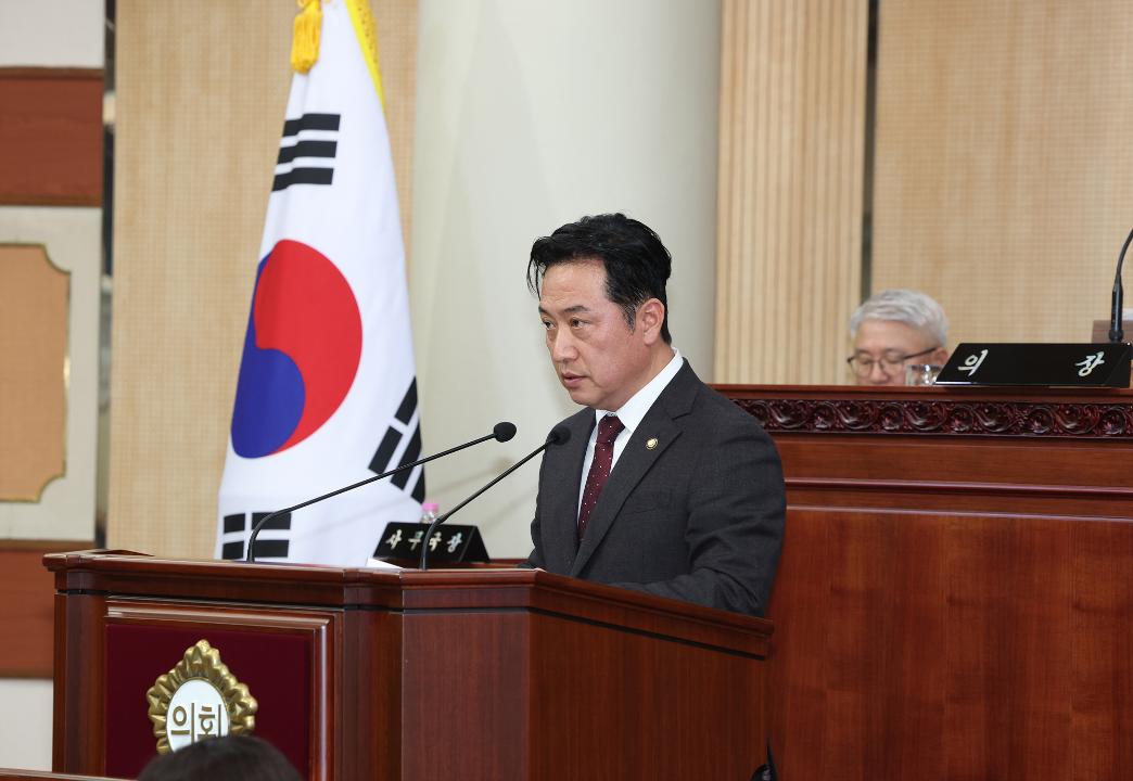 '20250317_[9대]제292회 고양특례시의회 임시회 제2차 본회의' 게시글의 사진(21) '이철조 (1).jpg'