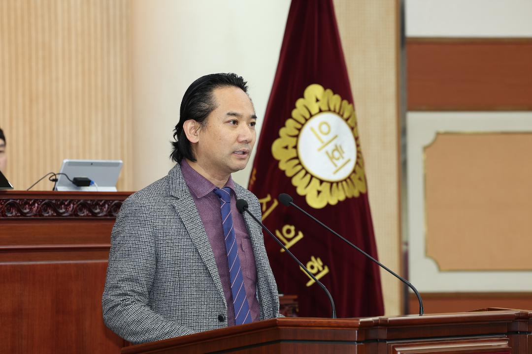 20251216_[9대]제300회 고양특례시의회 임시회 제1차 본회의