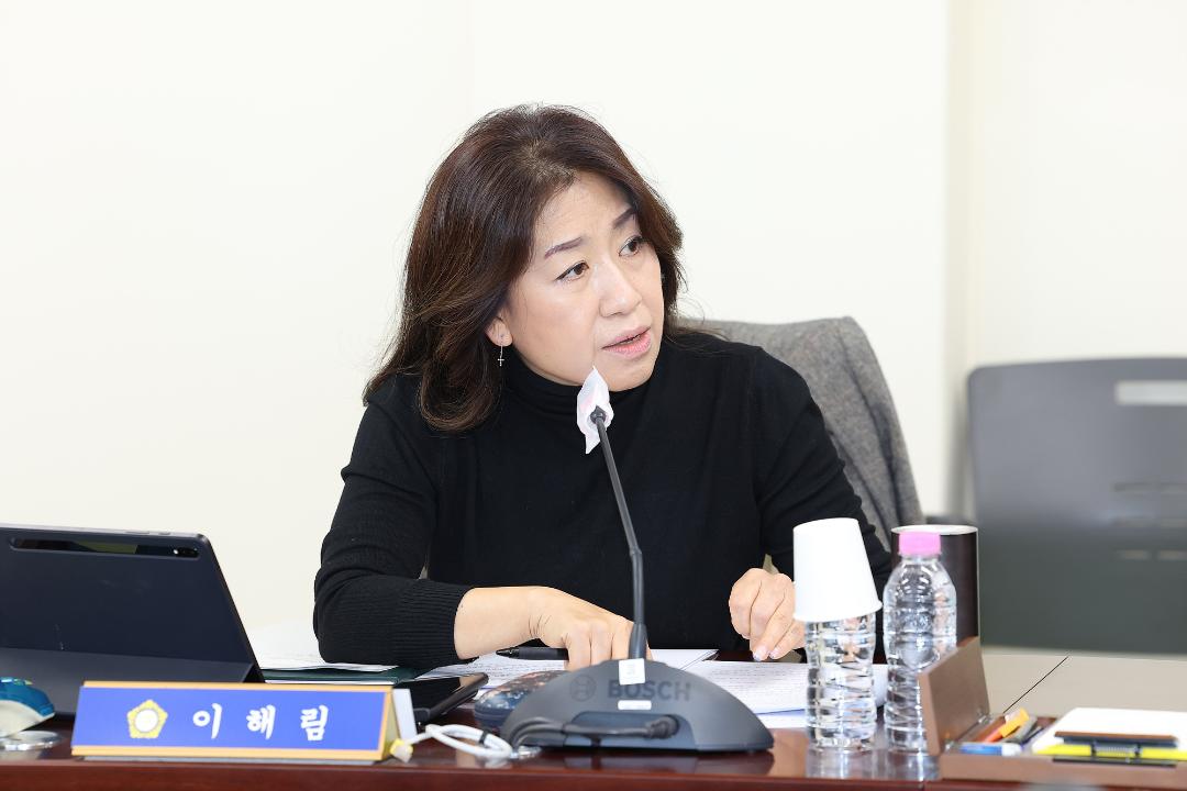 '20230208_[9대]제271회 고양특례시의회 임시회_건설교통위원회' 게시글의 사진(16) '20230208_[9대]제271회 고양특례시의회 임시회_건설교통위원회_020.jpg'