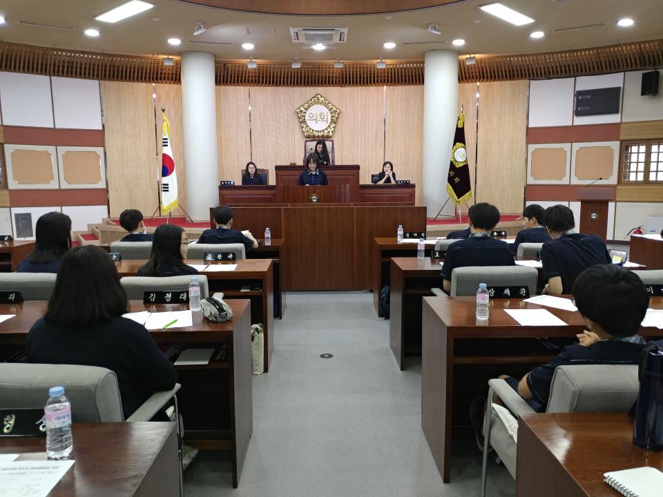 '[7대] 한수중학교 진로체험(청소년의회체험교실) (1학년) (2017.07.04.)' 게시글의 사진(1) '20170704_102617.jpg'