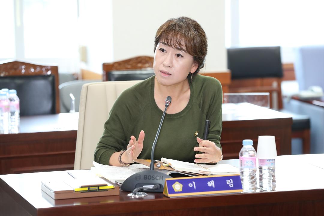 '20180828_[8대]제223회 고양시의회 임시회_문화복지위원회' 게시글의 사진(2) '20180828_[8대]제223회 고양시의회 임시회_문화복지위원회_007.jpg'