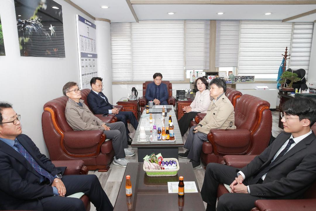 20260403_[9대]2025회계연도 결산검사위원 위촉장 수여식