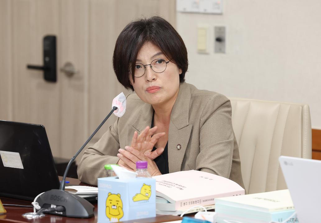'20241007_[9대]제289회 고양특례시의회 임시회_문화복지위원회' 게시글의 사진(12) '권선영 (3).jpg'