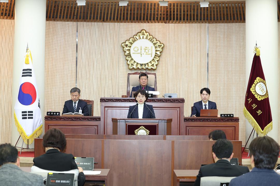 '20231122_[9대]제278회 고양특례시의회 임시회 제2차 본회의' 게시글의 사진(15) '20231122_[9대]제278회 고양특례시의회 임시회 제2차 본회의_032.jpg'