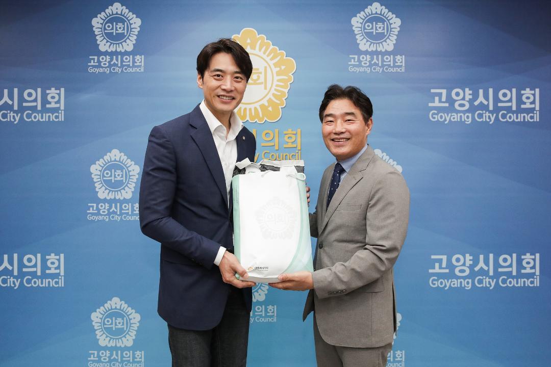 '20240827_[9대]한준호 국회의원 방문' 게시글의 사진(1) '20240827_[9대]한준호 의원 방문_001.jpg'