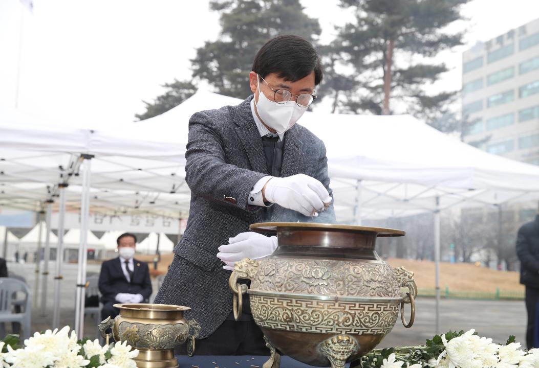 20220301_[8대]제103주년 삼일절 기념식 참배