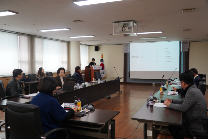 '고양특례시의회 기획행정위원회, 고양시정연구원과 함께하는 제9회 의정토론회 개최' 게시글의 사진(1) '1 (2)'