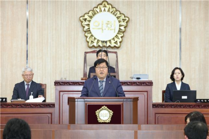 '고양특례시의회 특별위, 고양시 청사면적 기준 위반, 감사원 감사 청구' 게시글의 사진(1) '특위 1 (2)'