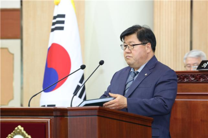 '고양특례시의회 특별위, 고양시 청사면적 기준 위반, 감사원 감사 청구' 게시글의 사진(2) '특위 2 (2)'